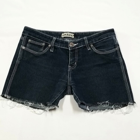 Wakee Pants - WAKEE HELLS GATE DENIM SHORTS SIZE 12